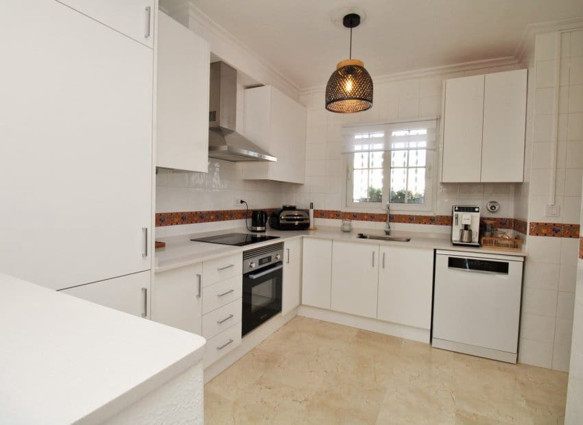 2 Zimmer Haus zu verkaufen in Villamartin mit Pool - 244.990 € (Ref: 9452363)