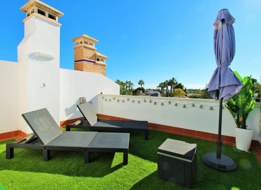 2 Zimmer Haus zu verkaufen in Villamartin mit Pool - 244.990 € (Ref: 9452363)