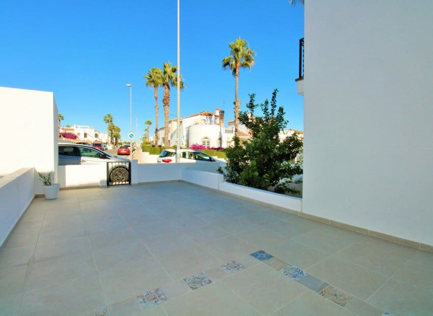 2 Zimmer Haus zu verkaufen in Villamartin mit Pool - 244.990 € (Ref: 9452363)