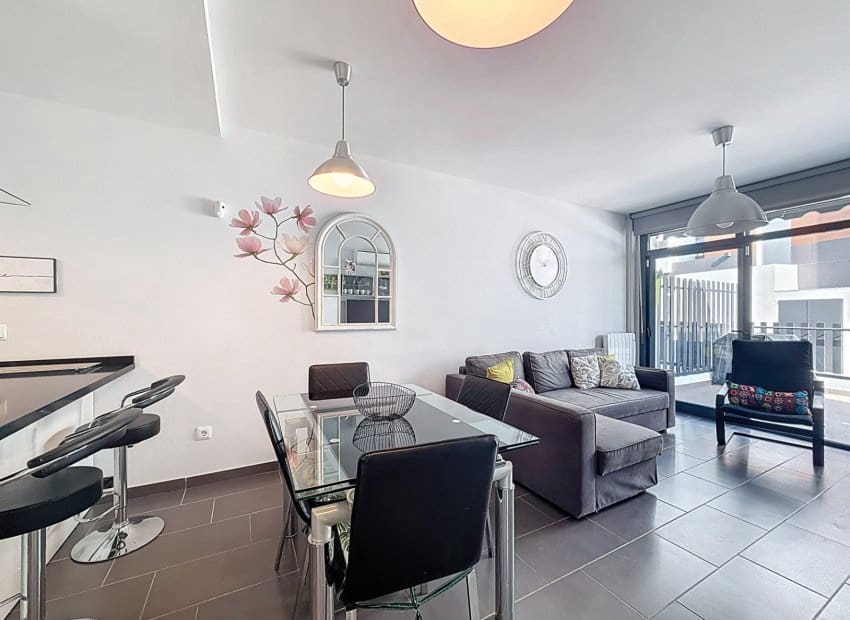 2 bedroom Villa for sale in Orihuela Costa with pool - € 239,995 (Ref: 9462760)