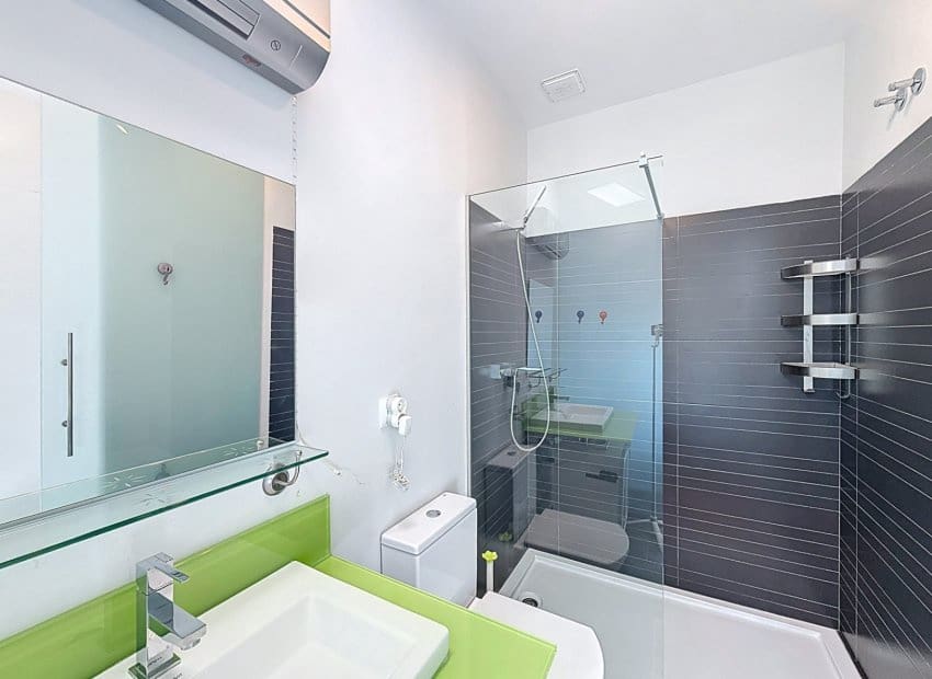 2 bedroom Villa for sale in Orihuela Costa with pool - € 239,995 (Ref: 9462760)