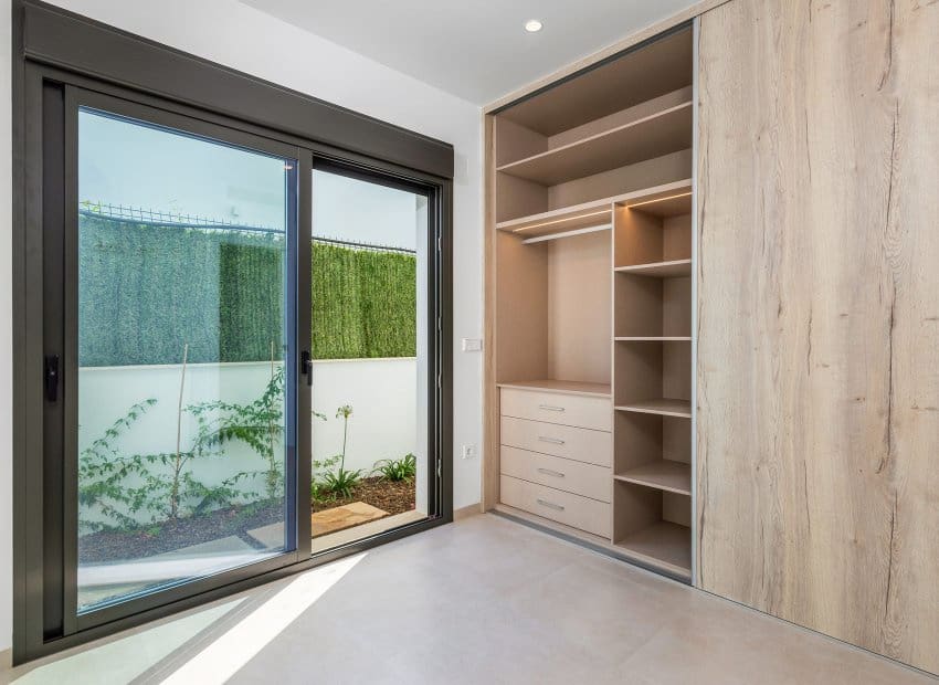 3 bedroom Villa for sale in Los Alcazares - € 489,900 (Ref: 9491340)