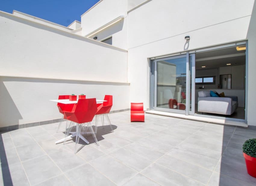 2 bedroom Apartment for sale in Vistabella with pool - € 299,900 (Ref: 9491344)