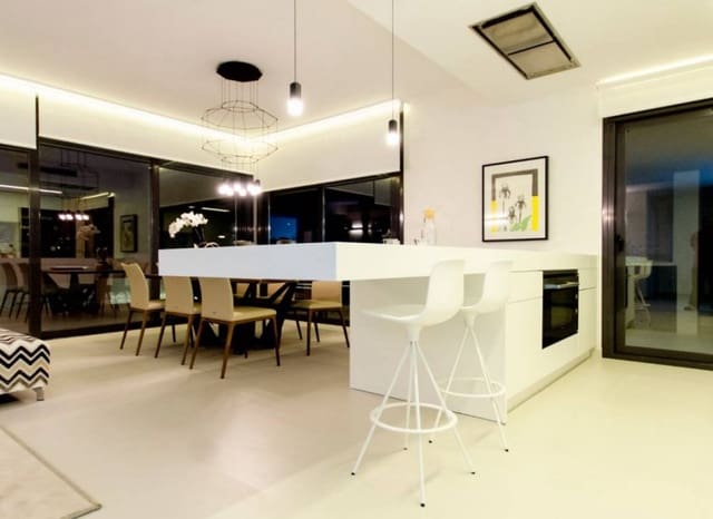 4 quarto Moradia para venda em Dehesa de Campoamor, Orihuela - 1 195 000 € (Ref: 9491360)