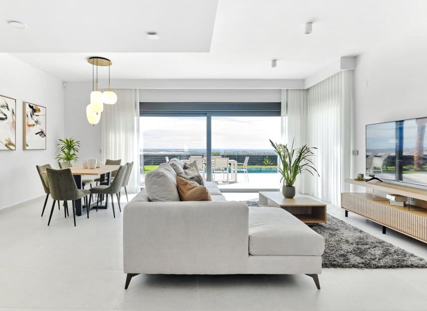 3 soveværelse Villa til salg i San Miguel de Salinas - € 649.000 (Ref: 9491363)