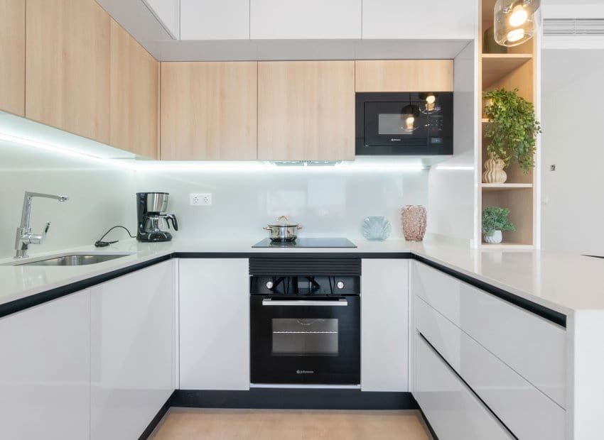 2 slaapkamer Appartement te koop in Los Balcones met zwembad - € 329.900 (Ref: 9491412)