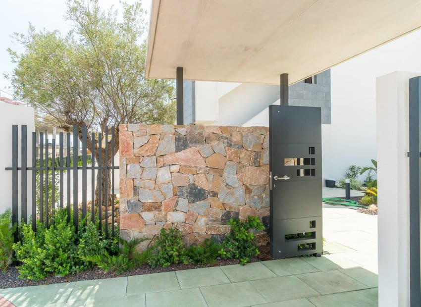 3 bedroom Apartment for sale in Torrevieja with pool - € 289,900 (Ref: 9491421)