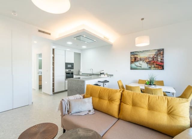 3 quarto Apartamento para venda em Los Balcones com piscina garagem - 330 000 € (Ref: 9491421)