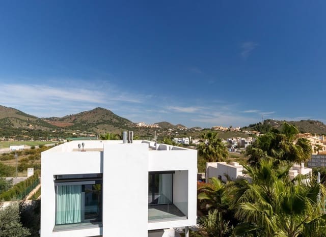 2 bedroom Villa for sale in Atamaría, Cartagena - € 700,000 (Ref: 9497601)