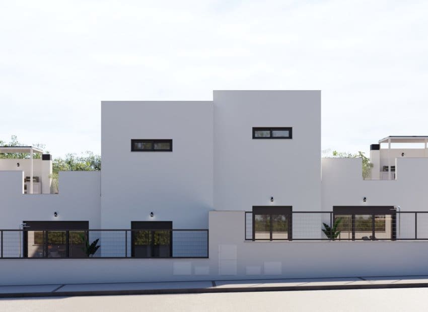 Casa de 2 habitaciones en Roldan en venta - 289.900 € (Ref: 9497638)