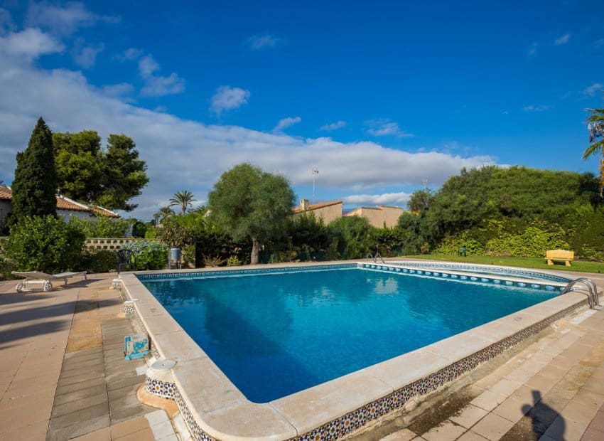 2 soverom Penthouse til salgs i Orihuela Costa med svømmebasseng - € 247 000 (Ref: 9497648)