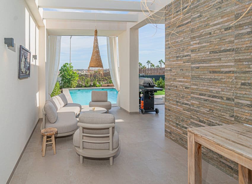 3 slaapkamer Villa te koop in Algorfa met zwembad - € 645.000 (Ref: 9497650)