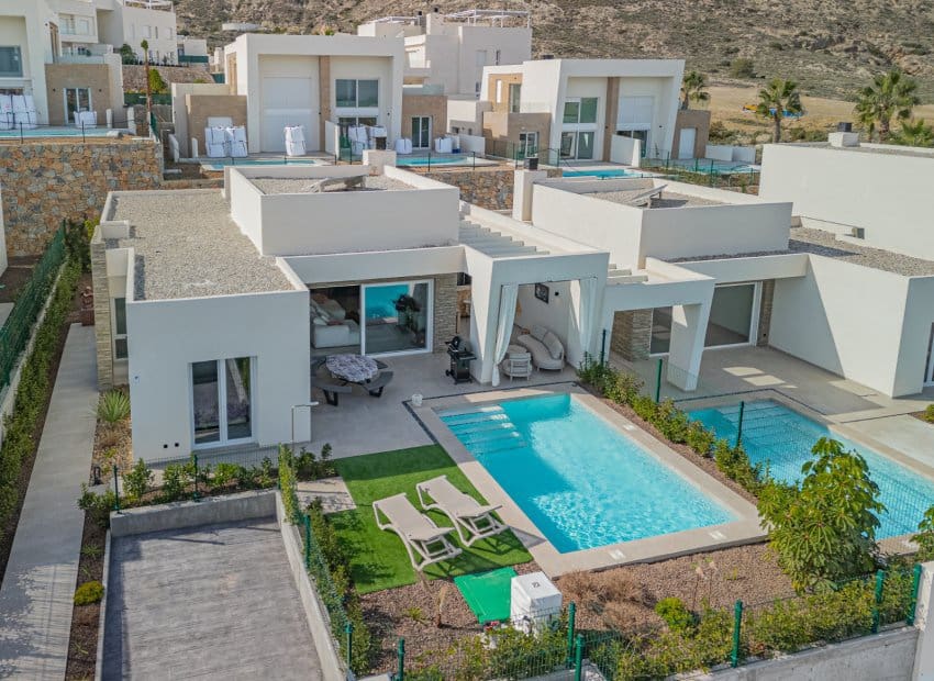 3 slaapkamer Villa te koop in Algorfa met zwembad - € 645.000 (Ref: 9497650)