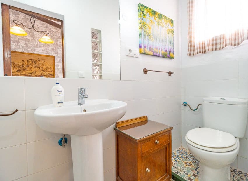 9 chambre Villa/Maison à vendre à Orihuela Costa avec piscine - 690 000 € (Ref: 9497651)