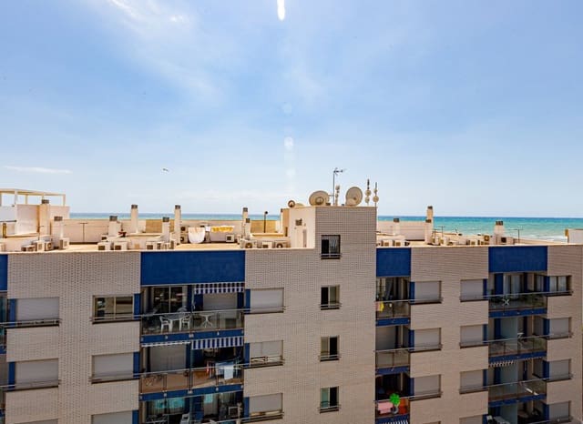 Ático de 3 habitaciones en Playa de los Locos, Torrevieja en venta con piscina - 259.900 € (Ref: 9497653)