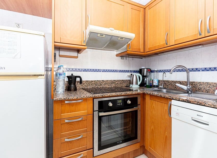 Ático de 3 habitaciones en Torrevieja en venta con piscina - 259.900 € (Ref: 9497653)