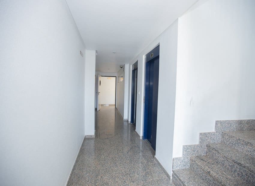 Ático de 3 habitaciones en Torrevieja en venta con piscina - 259.900 € (Ref: 9497653)