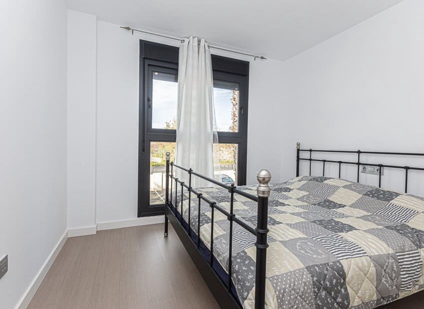 Ático de 2 habitaciones en Pilar de la Horadada en venta con piscina - 209.900 € (Ref: 9497654)