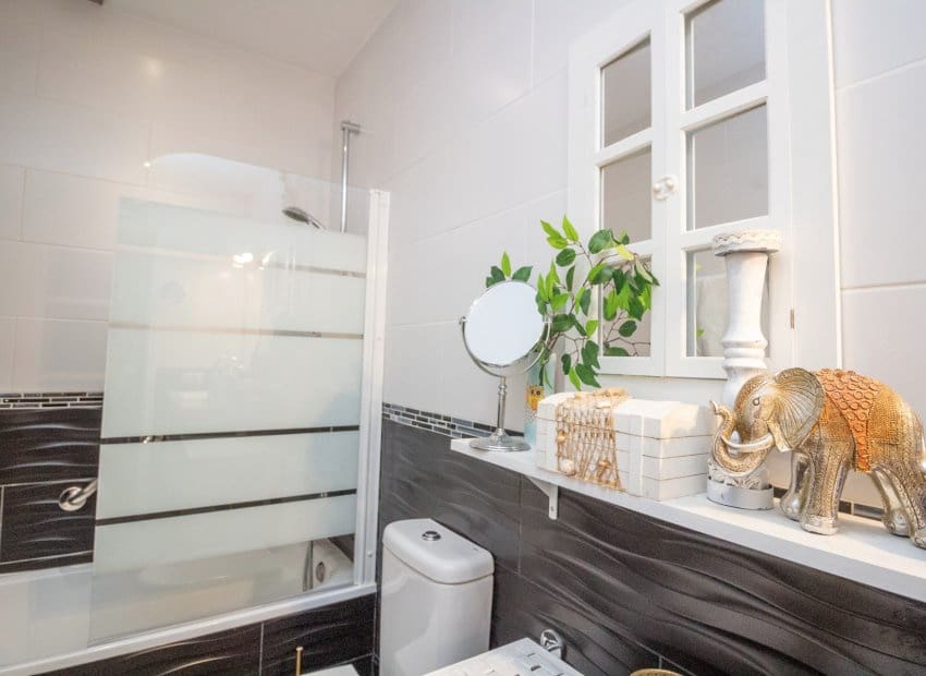 2 makuuhuone Paritalo myytävänä paikassa Villamartin - 299 000 € (Ref: 9497656)