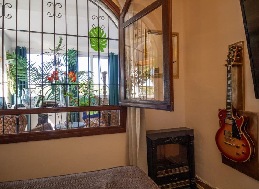 2 makuuhuone Paritalo myytävänä paikassa Villamartin - 299 000 € (Ref: 9497656)