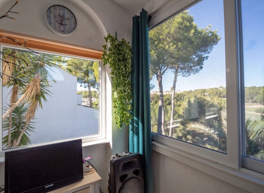 2 makuuhuone Paritalo myytävänä paikassa Villamartin - 299 000 € (Ref: 9497656)