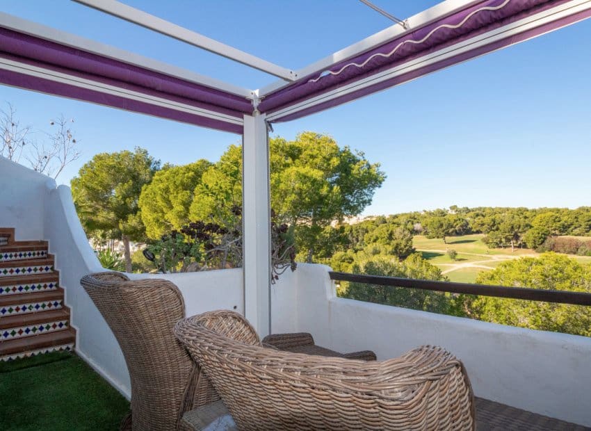 2 makuuhuone Paritalo myytävänä paikassa Villamartin - 299 000 € (Ref: 9497656)