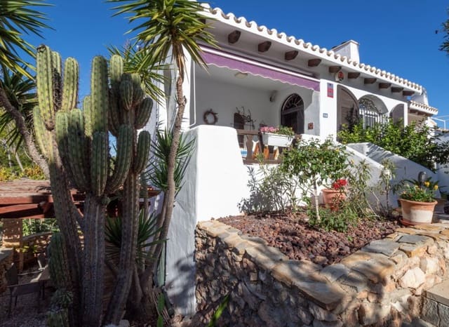 Pareado de 2 habitaciones en Villamartin, Orihuela en venta - 299.000 € (Ref: 9497656)