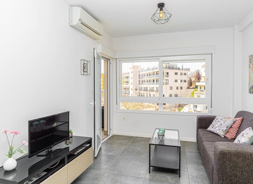 2 bedroom Apartment for sale in Campoamor with pool - € 199,000 (Ref: 9497660)