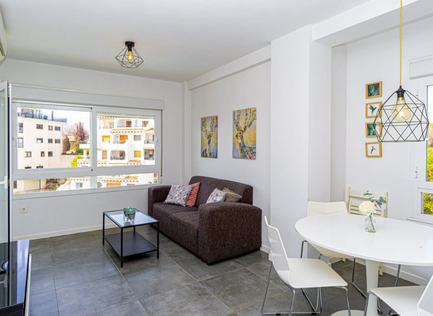 2 bedroom Apartment for sale in Campoamor with pool - € 199,000 (Ref: 9497660)