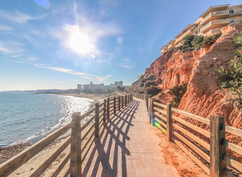 2 bedroom Apartment for sale in Campoamor with pool - € 199,000 (Ref: 9497660)