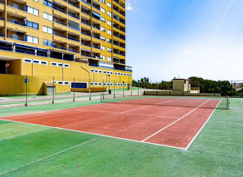 2 bedroom Apartment for sale in Campoamor with pool - € 199,000 (Ref: 9497660)