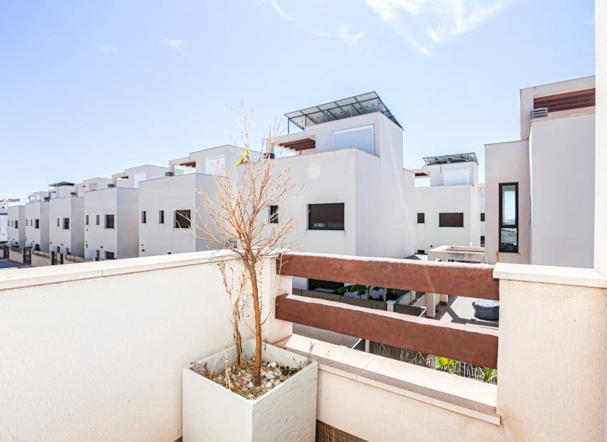 3 chambre Villa/Maison à vendre à Dona Pepa avec piscine - 550 000 € (Ref: 9497661)