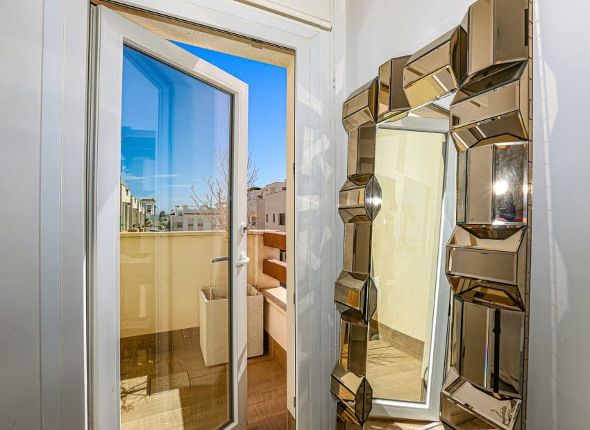 3 chambre Villa/Maison à vendre à Dona Pepa avec piscine - 550 000 € (Ref: 9497661)