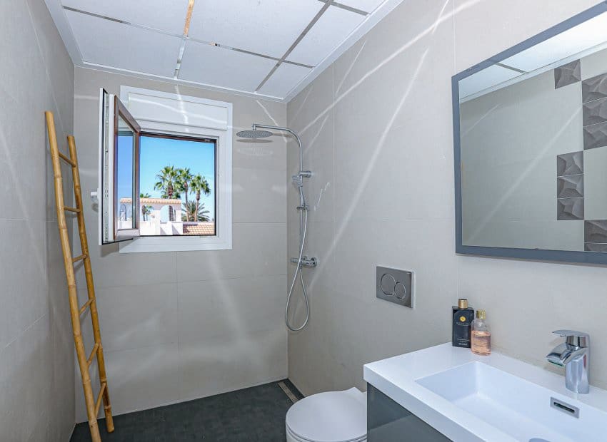 3 chambre Villa/Maison à vendre à Dona Pepa avec piscine - 550 000 € (Ref: 9497661)