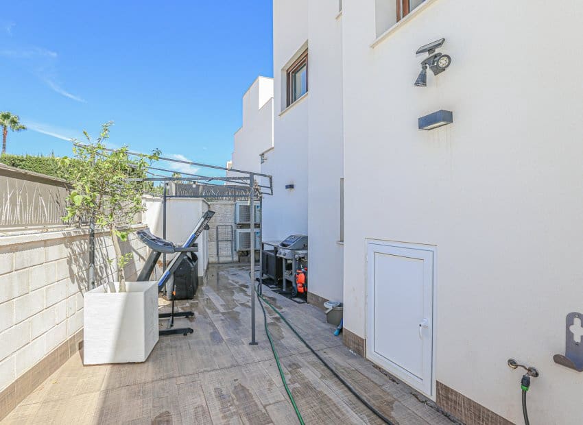 3 chambre Villa/Maison à vendre à Dona Pepa avec piscine - 550 000 € (Ref: 9497661)