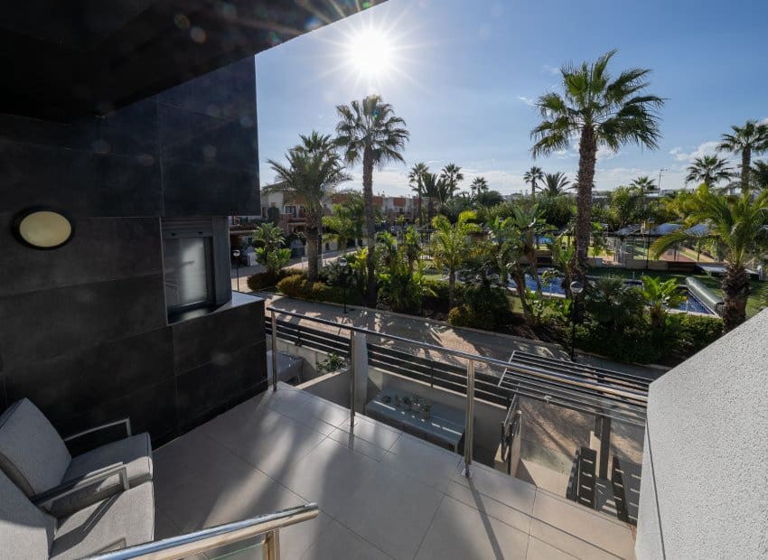 3 Zimmer Haus zu verkaufen in Los Dolses mit Pool - 395.000 € (Ref: 9497662)