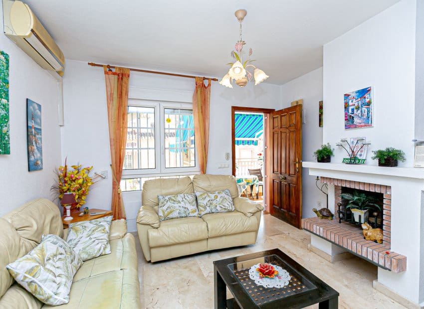 2 bedroom Apartment for sale in Playa Flamenca with pool - € 199,999 (Ref: 9497664)