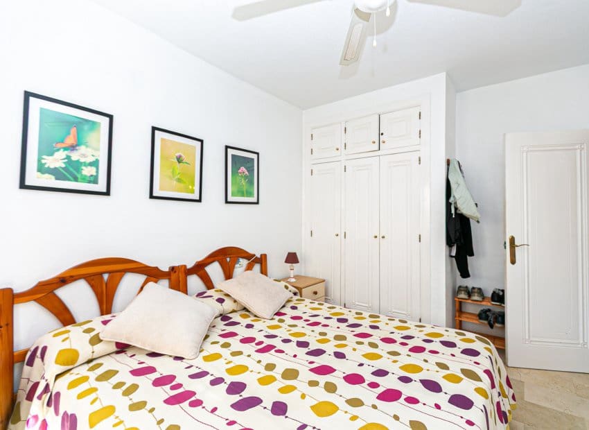 2 bedroom Apartment for sale in Playa Flamenca with pool - € 199,999 (Ref: 9497664)