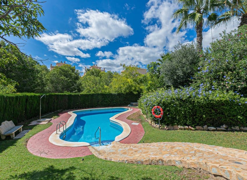 2 bedroom Apartment for sale in Playa Flamenca with pool - € 199,999 (Ref: 9497664)