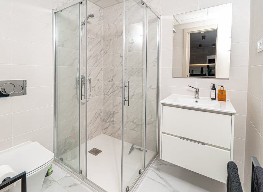 2 bedroom Penthouse for sale in Playa Flamenca with pool - € 495,000 (Ref: 9497665)