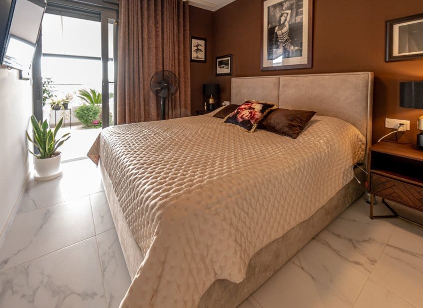 2 bedroom Penthouse for sale in Playa Flamenca with pool - € 495,000 (Ref: 9497665)