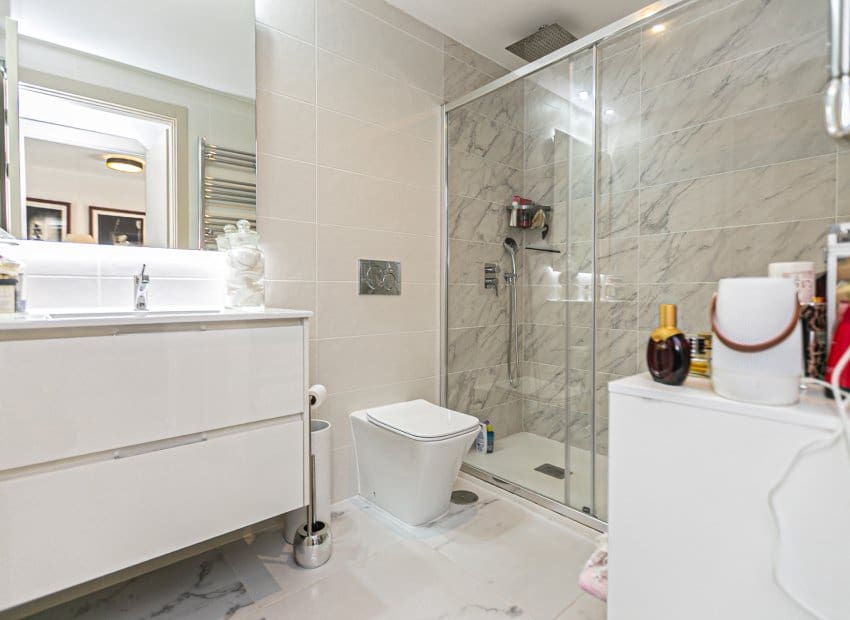 2 bedroom Penthouse for sale in Playa Flamenca with pool - € 495,000 (Ref: 9497665)