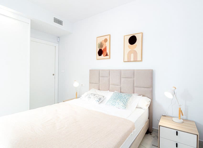 2 bedroom Apartment for sale in Los Altos with pool - € 299,900 (Ref: 9497666)