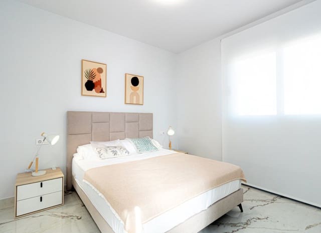 2 slaapkamer Appartement te koop in Los Altos met zwembad - € 299.900 (Ref: 9497666)