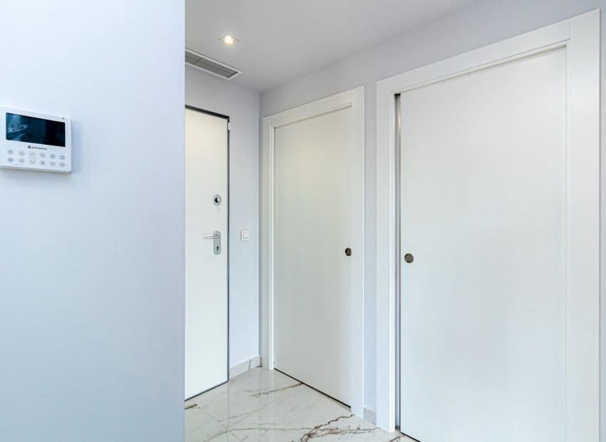 2 bedroom Apartment for sale in Los Altos with pool - € 299,900 (Ref: 9497666)