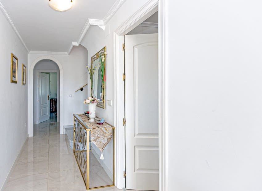 4 bedroom Villa for sale in Campoamor with pool - € 860,000 (Ref: 9497667)