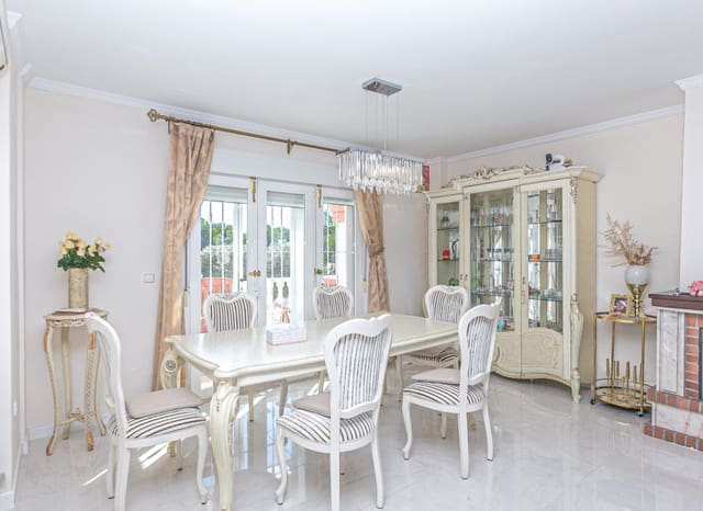 4 quarto Moradia para venda em Campoamor, Orihuela com piscina - 860 000 € (Ref: 9497667)