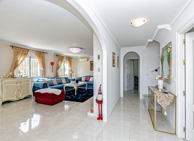 4 quarto Moradia para venda em Campoamor, Orihuela com piscina - 860 000 € (Ref: 9497667)