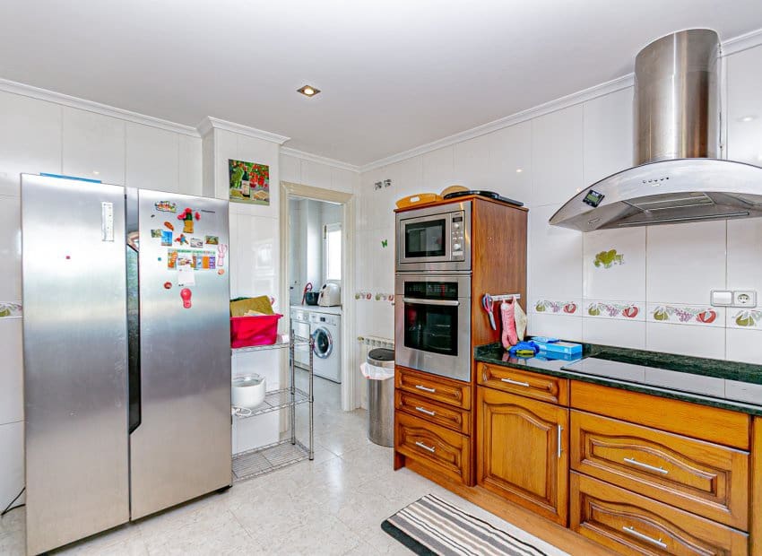 4 bedroom Villa for sale in Campoamor with pool - € 860,000 (Ref: 9497667)