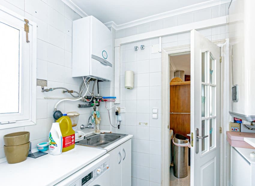 4 bedroom Villa for sale in Campoamor with pool - € 860,000 (Ref: 9497667)